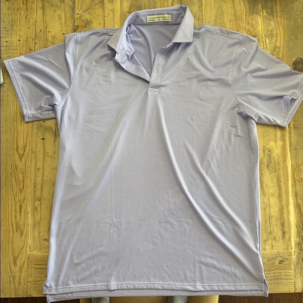 Holderness & Bourne golf shirt.